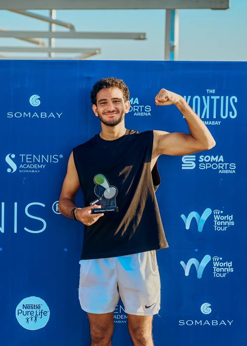 Michael Bassem with the trophy at Soma Bay